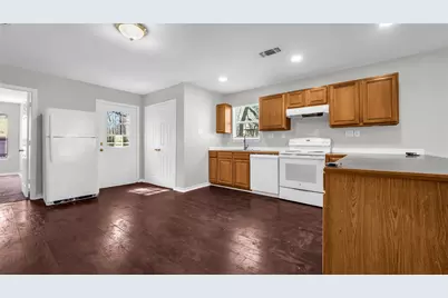 1602 W Elm Street, Denison, TX 75020 - Photo 11