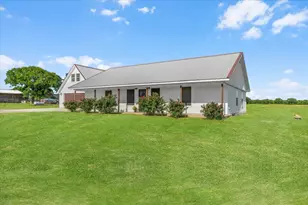 2250 Poolville Cut Off Rd, Poolville, TX 76487 - Photo 17