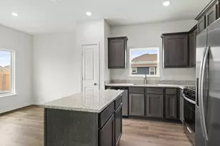 1621 Harvester Dr, Fort Worth, TX 76140 - Photo 3