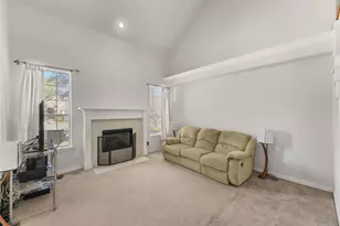 300 Cosbie Dr, Irving, TX 75063 - Photo 13