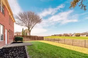 8508 Brook Hollow Dr, McKinney, TX 75072 - Photo 3