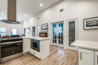 711 Hollywood Avenue, Dallas, TX 75208 - Photo 7