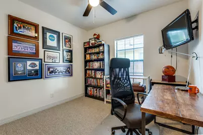 711 Hollywood Avenue, Dallas, TX 75208 - Photo 17