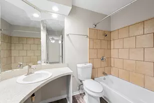 2221 Viewtop Ln, Arlington, TX 76012 - Photo 7