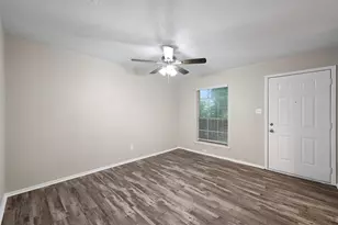 2221 Viewtop Ln, Arlington, TX 76012 - Photo 11