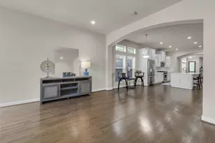 2407 Knight St, Dallas, TX 75219 - Photo 9