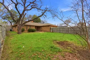 1830 Hillcroft Dr, Duncanville, TX 75137 - Photo 23