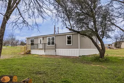 945 Walnut Street, Reno, TX 76020 - Photo 3