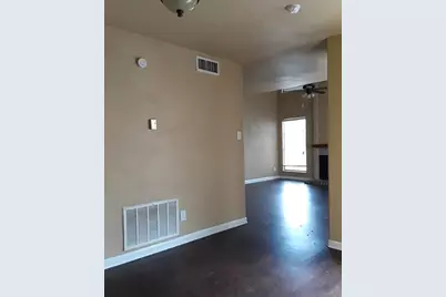 5516 Boca Raton Boulevard #310, Fort Worth, TX 76112 - Photo 11