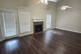 6006 Marvin Loving Dr, Garland, TX 75043 - Photo 3