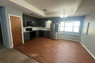 2708 Cedarhill St, Granbury, TX 76048 - Photo 7