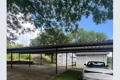 2708 Cedarhill Street, Granbury, TX 76048 - Photo 5