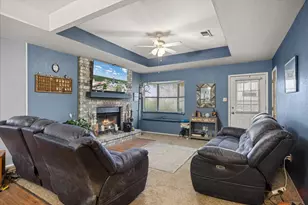 2708 Cedarhill St, Granbury, TX 76048 - Photo 11