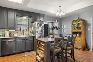 2708 Cedarhill St, Granbury, TX 76048 - Photo 13