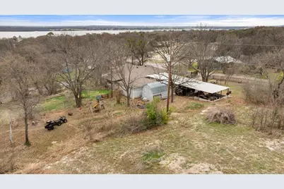 2708 Cedarhill Street, Granbury, TX 76048 - Photo 23