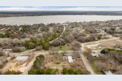 2708 Cedarhill Street, Granbury, TX 76048 - Photo 27
