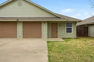 1023 Rice St, Denison, TX 75020 - Photo 1