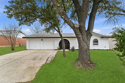 3405 Woodbridge Drive, Forest Hill, TX 76140 - Photo 3