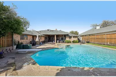 10202 Chisholm Trail, Dallas, TX 75243 - Photo 33