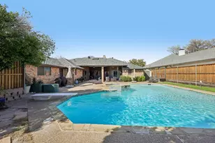 10202 Chisholm Trail, Dallas, TX 75243 - Photo 33