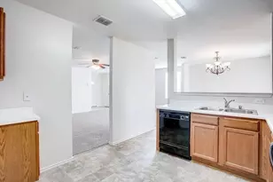 10540 Flagstaff Run, Fort Worth, TX 76140 - Photo 13