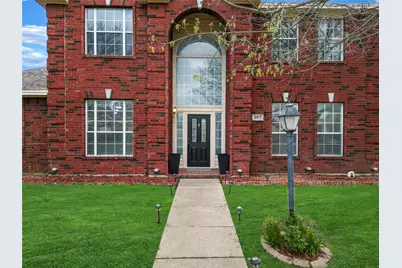 2913 Spartacus Drive, Grand Prairie, TX 75052 - Photo 3