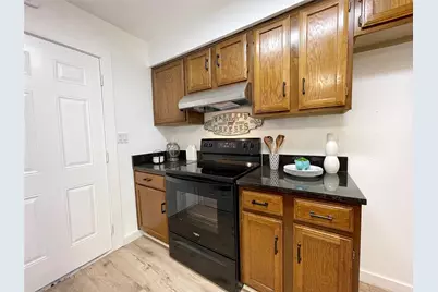 6201 Big Springs Drive, Arlington, TX 76001 - Photo 15