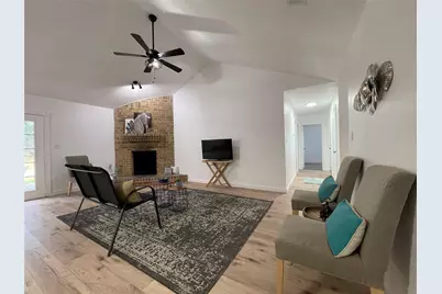 6201 Big Springs Drive, Arlington, TX 76001 - Photo 7