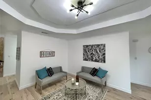 6201 Big Springs Dr, Arlington, TX 76001 - Photo 5