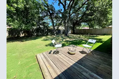 6201 Big Springs Drive, Arlington, TX 76001 - Photo 23