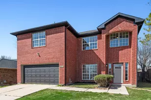 611 Joy Ln, Mansfield, TX 76063 - Photo 3