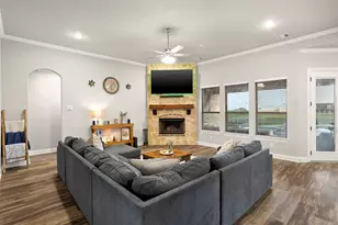 331 Crosswind Dr, Waxahachie, TX 75167 - Photo 5