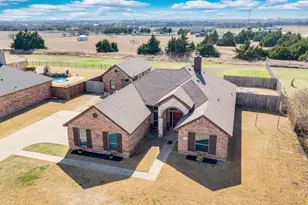 160 Berkshire Ln, Waxahachie, TX 75165 - Photo 5