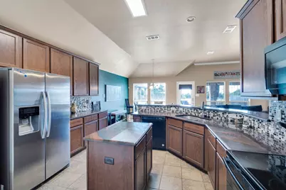 160 Berkshire Lane, Waxahachie, TX 75165 - Photo 11
