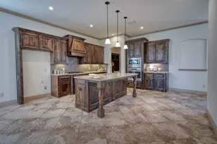 9104 Blue Water Dr, Plano, TX 75025 - Photo 11