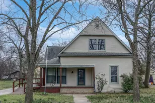 401 W Maple St, Whitewright, TX 75491 - Photo 31