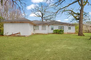 149 30th St NW, Paris, TX 75460 - Photo 23