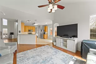 5649 Norris Dr, The Colony, TX 75056 - Photo 11