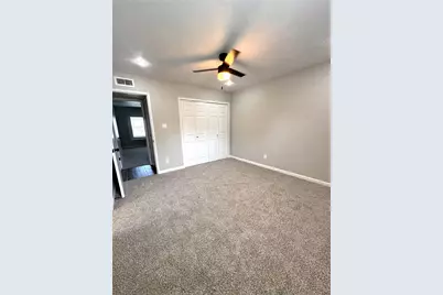 7005 Greenview Circle N, Fort Worth, TX 76120 - Photo 19