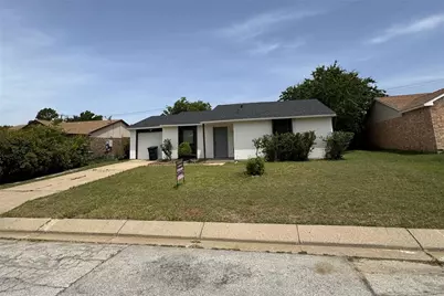 7005 Greenview Circle N, Fort Worth, TX 76120 - Photo 1