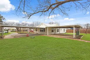 2340 Harris Ln, Haltom City, TX 76117 - Photo 5