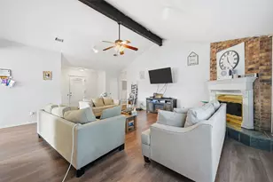 6408 Woodstream Trail, Fort Worth, TX 76133 - Photo 5