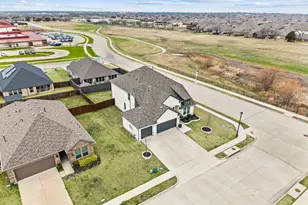 417 Ardsley Ln, Forney, TX 75126 - Photo 3