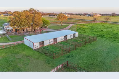 304 Scarlett Road, Weatherford, TX 76087 - Photo 3