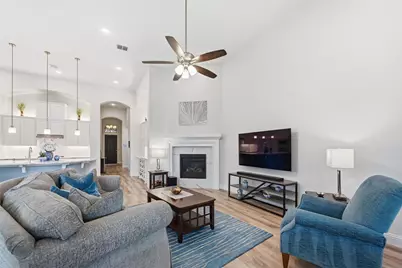 812 Heron Creek Pass, McKinney, TX 75071 - Photo 9