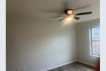 5209 Wyndham Court, Garland, TX 75043 - Photo 5