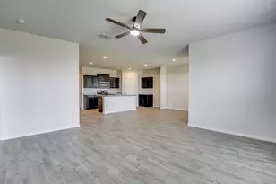 701 Blacktail Dr, Fort Worth, TX 76131 - Photo 21