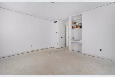 605 Hinton Street, Grand Prairie, TX 75050 - Photo 9