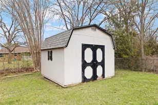 1715 Galahad Ln, Arlington, TX 76014 - Photo 29