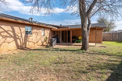 801 Westridge Circle, Breckenridge, TX 76424 - Photo 29